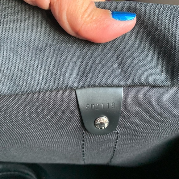 Authentic Louis Vuitton Keepall 55 Bando Damier Graphite - Picture 8 of 16